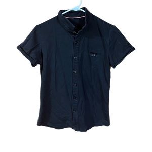 🇺🇸 Black Button Down Top